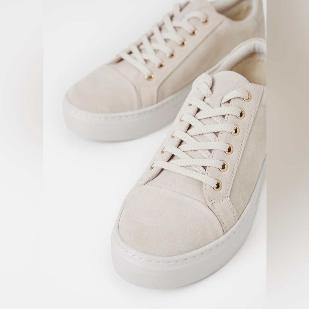 Vagabond platform suede sneakers